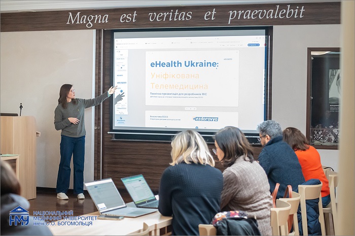 Викладачі та студенти вивчали тему «AI без страху, міфів і перебільшень»