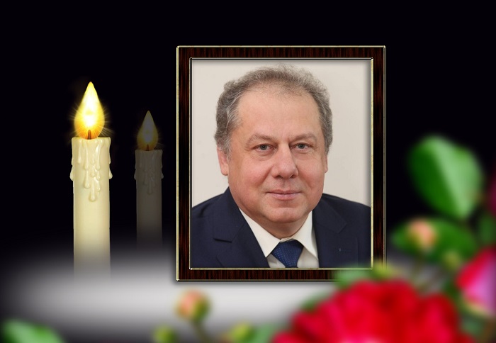 Пішов з життя доцент кафедри нейрохірургії НМУ Олександр Троян