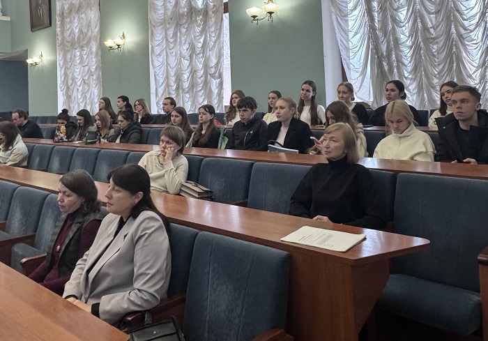 Учасники освітнього заходу розглянули тренди, виклики та ефективні стратегії нової ери протезування