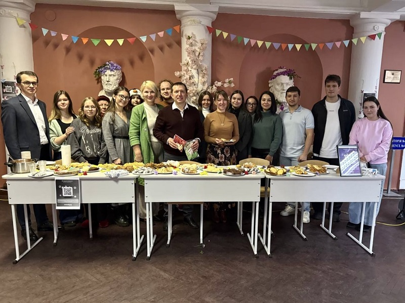 В Університеті провели благодійний ярмарок на підтримку студентки Софії Труш