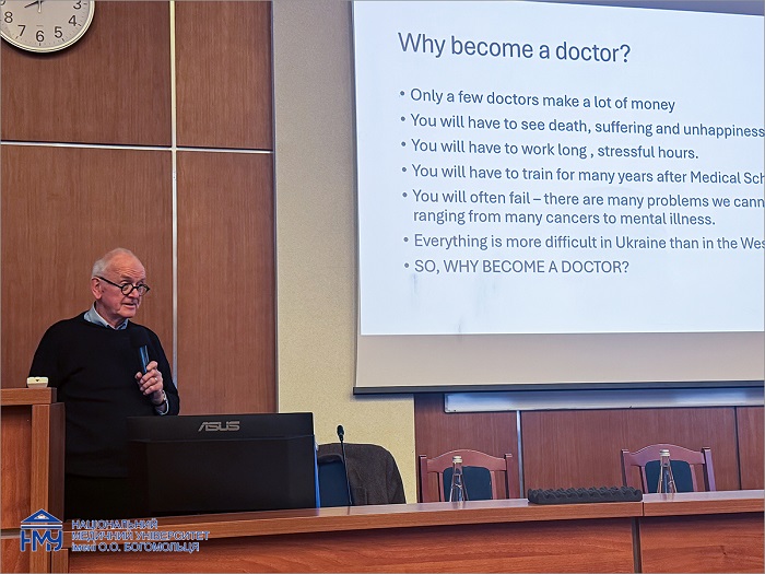 Всесвітньовідомий нейрохірург Генрі Марш прочитав лекцію для студентів НМУ