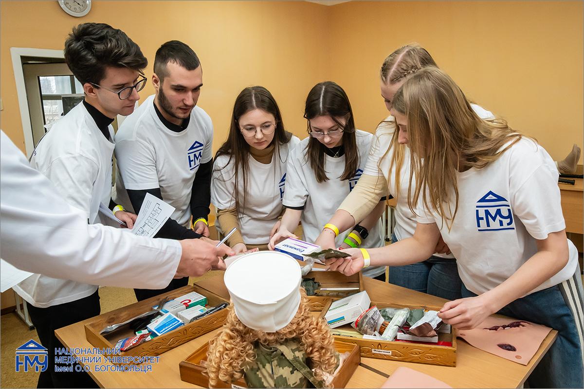 139 студентів змагалися за першість в олімпіаді з фармакології