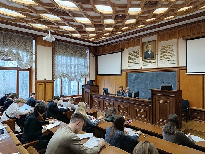 (УКР) Студенти виконували тестові завдання з основ громадського здоров’я та вирішували ситуаційні задачі