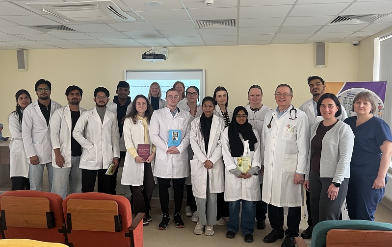 Студенти демонстрували клінічне мислення з надання медичної допомоги дітям