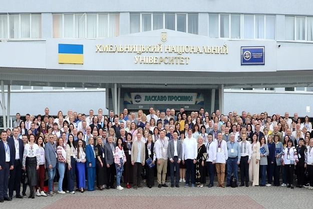 Представниці НМУ взяли участь у всеукраїнському семінарі з питань дуальної освіти