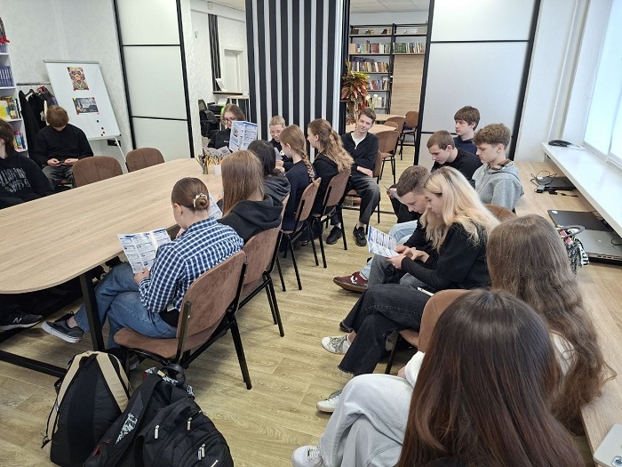 Фахівчині кафедри фармакогнозії та ботаніки провели профорієнтаційні зустрічі