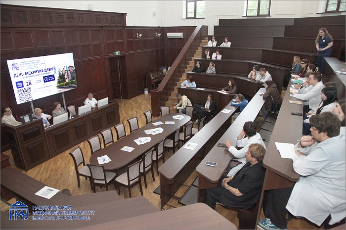 В Університетській клініці НМУ провели День відкритих дверей, присвячений розсіяному склерозу