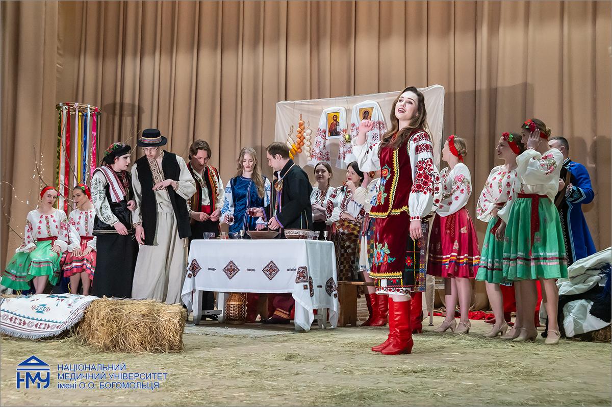У НМУ відбулася прем’єра студентської вистави «Безталанна»