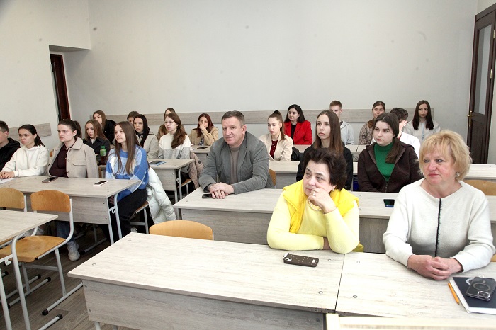 У Школі з оцінки медичних технологій провели чергове засідання