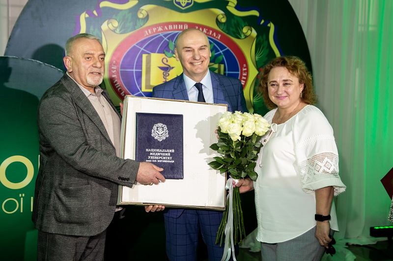 Представники НМУ привітали колег з Луганського державного медичного університету з ювілеєм
