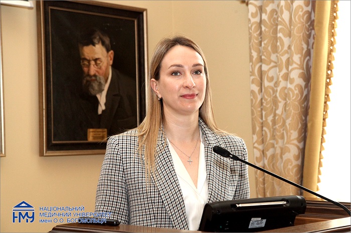 Аспірантка НМУ дослідила формування позитивного модусу у професійній комунікації майбутніх стоматологів