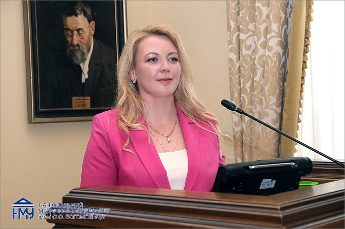 Вчена дослідила роль вітаміну D у формуванні акушерської патології