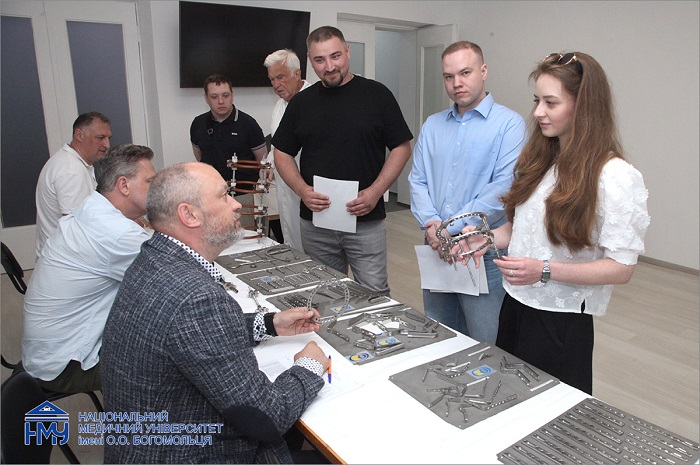 Інтерни-ортопеди-травматологи успішно пройшли фахову атестацію