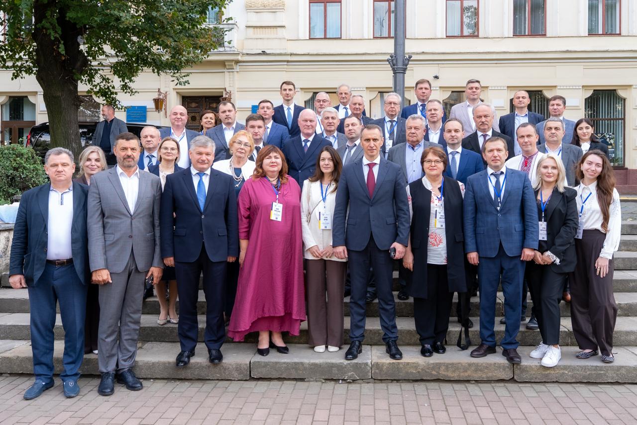На стратегічній сесії «Медична освіта в умовах нової реальності» говорили про систему підготовки медичних кадрів